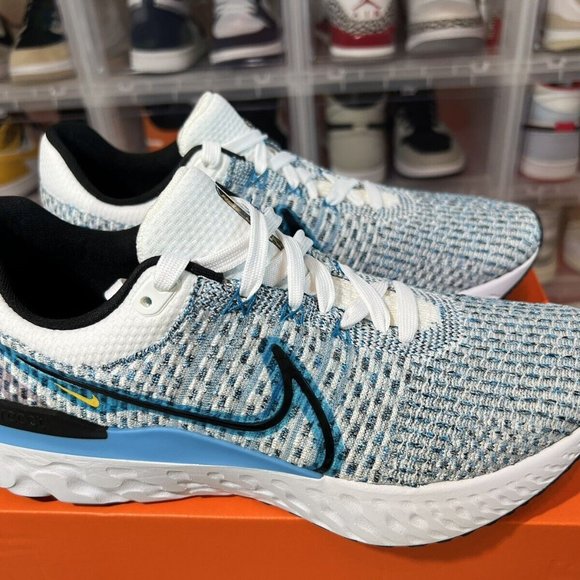 Nike React Infinity Flyknit 3 Reg$160. Blue White, New in box - Picture 2 of 3